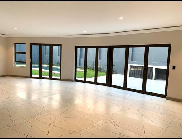 4 BEDROOM HOUSE FOR SALE IN WATERKLOOF